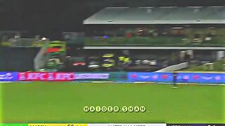 Chapman takes a unbelievable catch