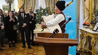 КАК СЕ КРАДАТ БЪЛГАРСКИ ТРАДИЦИИ