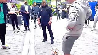 Bro Forgot It Was Roberto Carlos