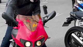 ヒロシもおんなじXB12Rレッド グランプリテイクオフッ