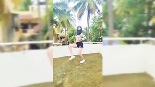 Indian Girl Prachi Naik Dance