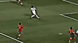 Cristiano Ronaldo trivela assist for rui Costa