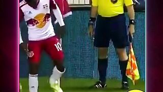 200iq Corner Kick Moment