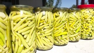 Limon GİBİ KÜTÜR KÜTÜR ERİMEYEN CİN BİBER TURŞUSU KURDUK biberturşusu