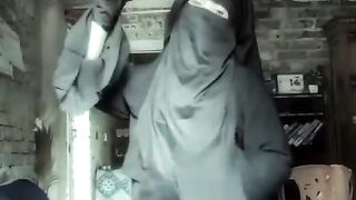 Cute Hujurni Sali