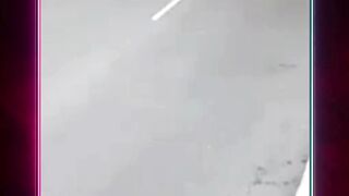 Diduga Hindari Ibu-ibu yang Menyebrang Jalan