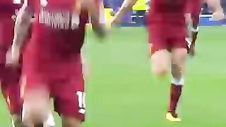 A sublime display from Philippe Coutinho vs Leicester