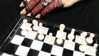 New parti mehndi design