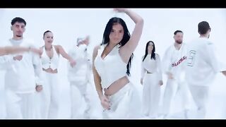 Mandi Nishtulla  Ana Maria  - Kena Pi (Official Video)