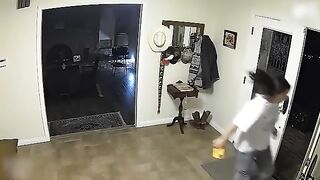 supernatural-encounters-caught-on-camera-you-cant-unseen