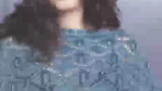 Girl Post Video