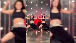 Indian Girl Vidya Choudhary Dance