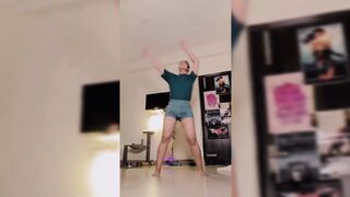 Indian Girl Vartika Singh Dance