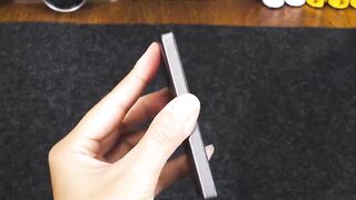 Thin Wireless Power Bank For iPhone 14,15,16 17