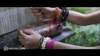 Cocaine Bear (2023) 4K - The Kids Do Coke! - Movieclips