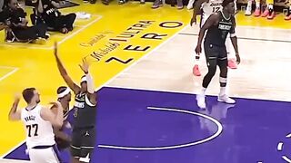 LeBron James Two-Handed Power Slam!