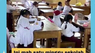 Dia baru masuk sudah ngerti