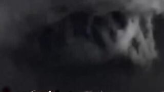 One of the most terrifying tornadoes Ive ever seen!!