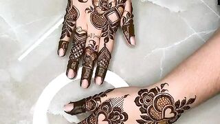 Hand mehndi design