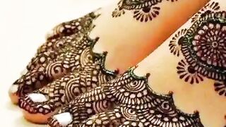 Baridel mahndi design