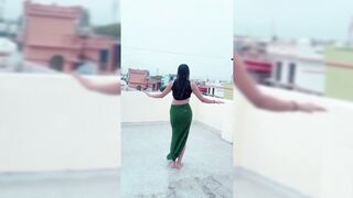 Indian Girl Shimmy Dance