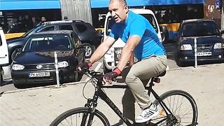 ЕДНА ПАТЕРИЦА НА ГОЛЕМИТЕ ПАРТИИ