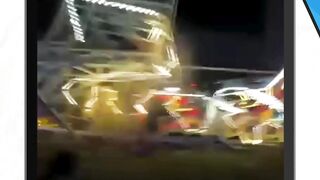 Wahana rainbow slide di pasar malam Air Upas, Ketapang, ambruk