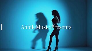 حبك يسكن أعماقي - Hubbuka Yaskun Amaqi Arabic Techno House Mix New Arabic Remix Song 2025
