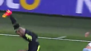 Eder Militao Trademark Get Up