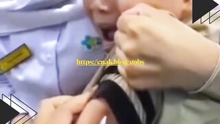 Ternyata Dia Ngakak, Bukan Nangis!