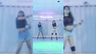 Indian Girl Gunika Sanan Dance