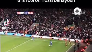When Bosingwa managed to escape a blatant red card for this foul on Benayoun - Liverpool vs Chelsea