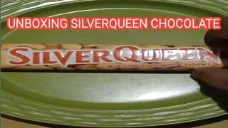 Unboxing chocolate