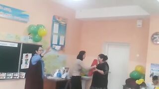 Это не реально бандиты в школе