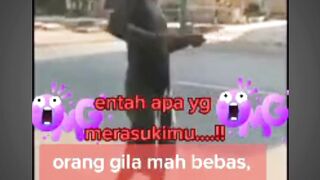 entah apa yang merasukimu MemeLucu