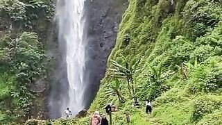 Suasana di Curug citambur