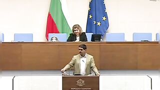 ПОНЯКОГА Е ЗАБАВЛЕНИЕ ДА СЛУШАШ СЛОВЕСНИ ПРЕСТРЕЛКИ