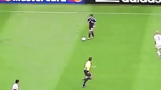 Cambiasso caps off an iconic goal