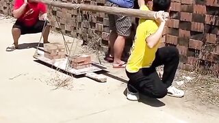 Chinese Funny pranks