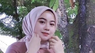 hijab women
