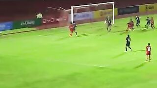 After initially falling behind by two goals, the Bangladesh womens team found themselves ahead with a header from Shamsunnahar