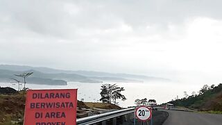 an afternoon walk on the southern crossroads, the views are very beautiful