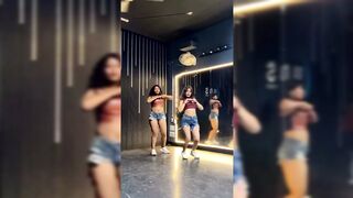 Indian Girl Sania Dance