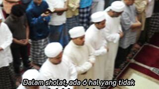 There are 6 things you should not do while praying.