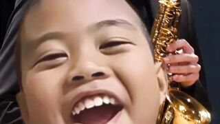 viral child, brazilian trumpet sound shortsviral