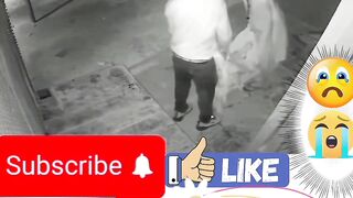 Dua anak ini membuang Ibu kandung nya sendiri