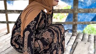 istri yang rindu sekali