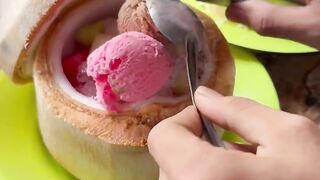 Es krim kelapa muda