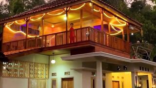 Sunset dari rumah loteng kayu