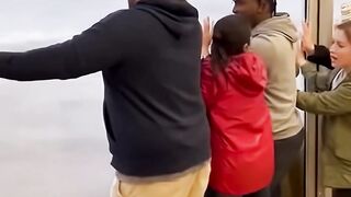 OMG!!! Whats happening